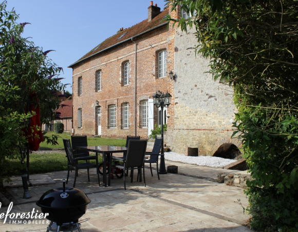 Demeure et château à vendre en Normandie  Neufchâtel-En-Bray