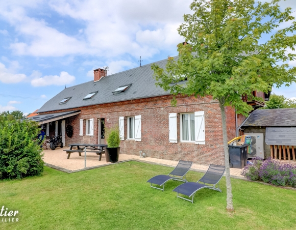 Belle longère en brique à vendre prox. Envermeu