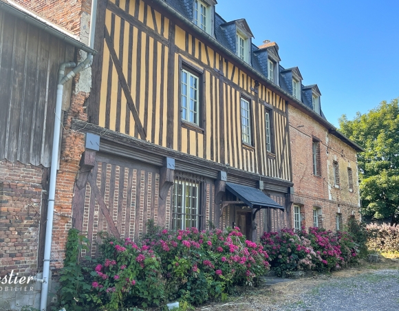 Elégant manoir du XVIIIe siècle dans le pays de Bray