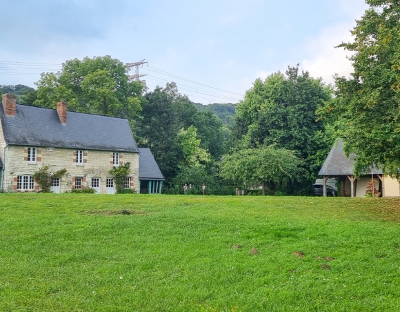 Charmante maison du 18ème en Bord de Seine