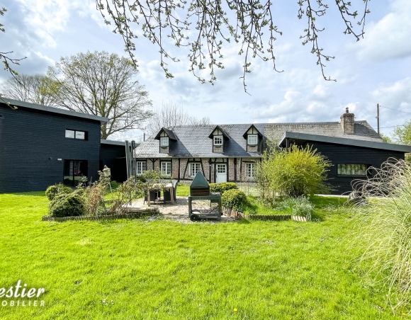 Maison normande de charme avec extension contemporaine