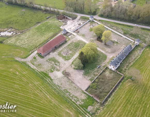 Ancienne ferme à restaurer dans le Petit Caux