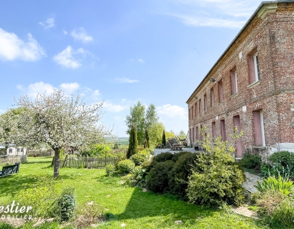 Belle demeure rénovée sur un ancien corps de ferme axe Rouen – Le Havre