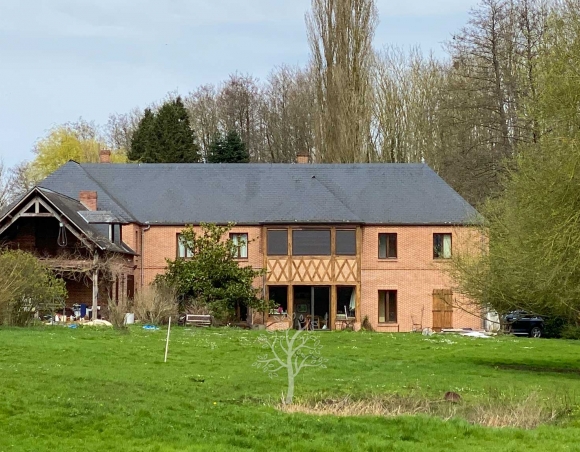 Belle Propriété normande à vendre entre Rouen et Forges les Eaux