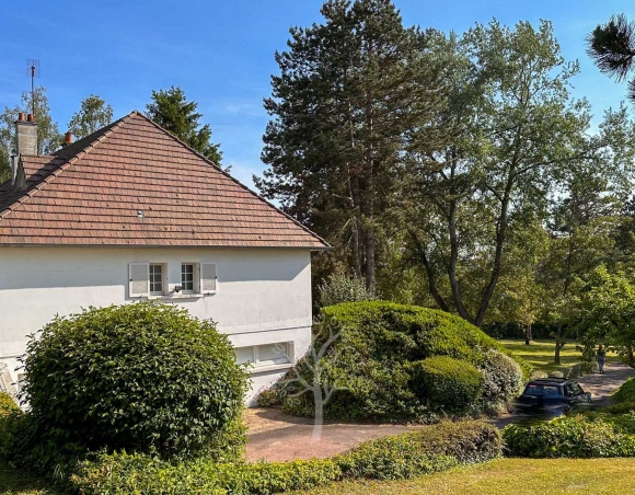 Grande maison à vendre à proximité de Saint-Martin-de-Boscherville