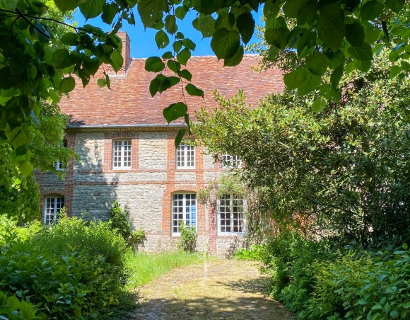 Ravissant et authentique manoir normand à vendre en Pays de Bray