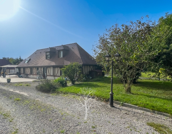 Maison de charme avec dépendances à vendre à 15 min de Rouen