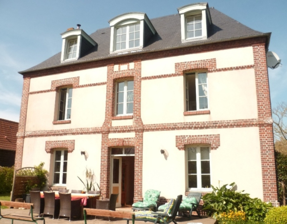 Maison de caractère avec piscine Gîtes de France en Normandie 