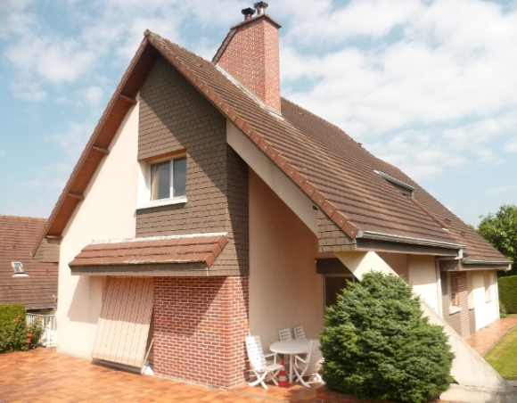 Vendu Maison d’architecte contemporaine dans le bourg de Neufchâtel en Bray en Normandie 4552