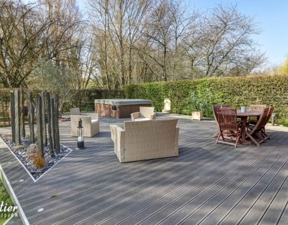 Charmante maison en brique et silex en bord de rivière - Dieppe