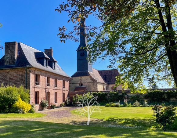 Presbytère rénové à vendre proche de Neufchâtel en Bray