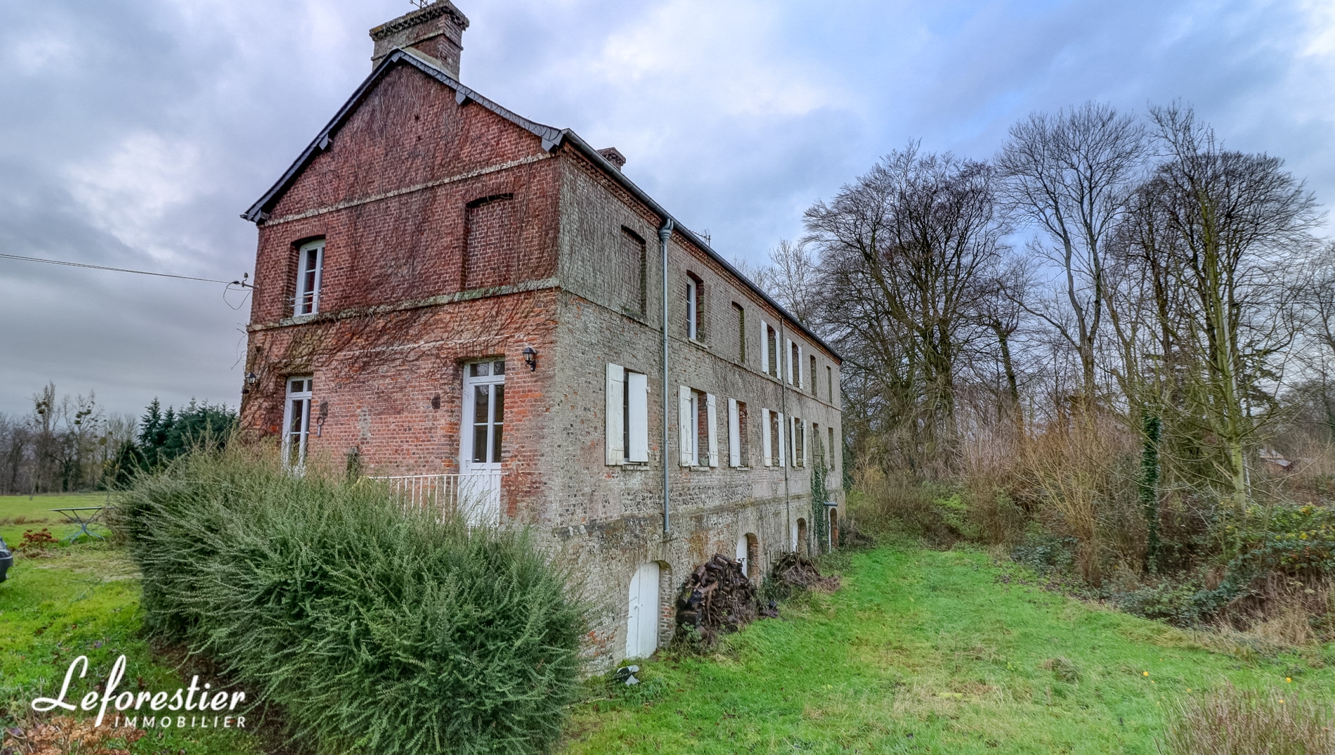 Maison de famille axe Rouen- Dieppe, avec dépendances