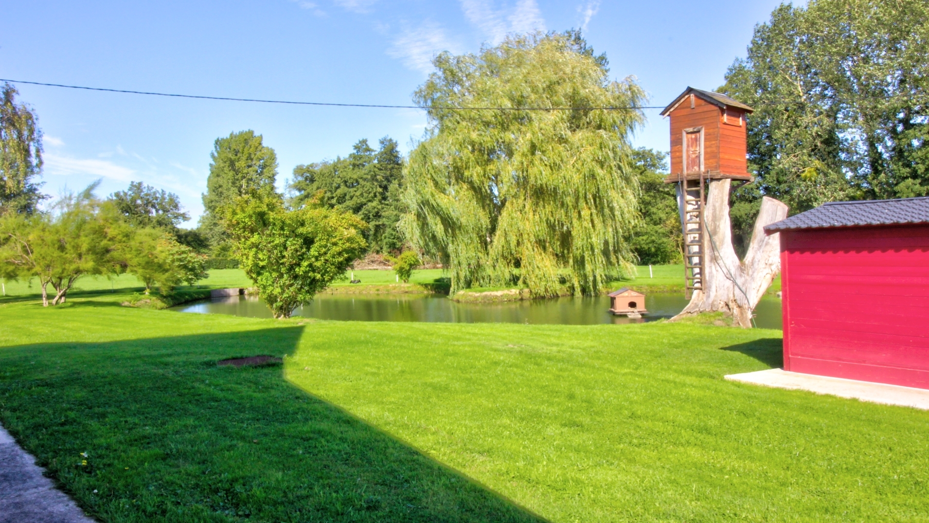 Propriété à vendre proche Forges-Les-Eaux sur près de 3 hectares 