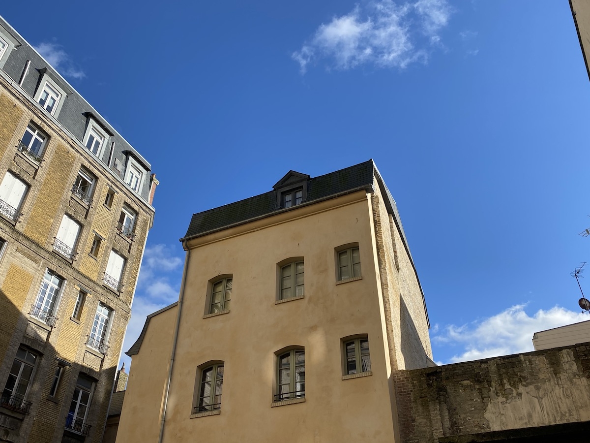 Appartement à vendre en bord de mer à Dieppe. Investissement idéal