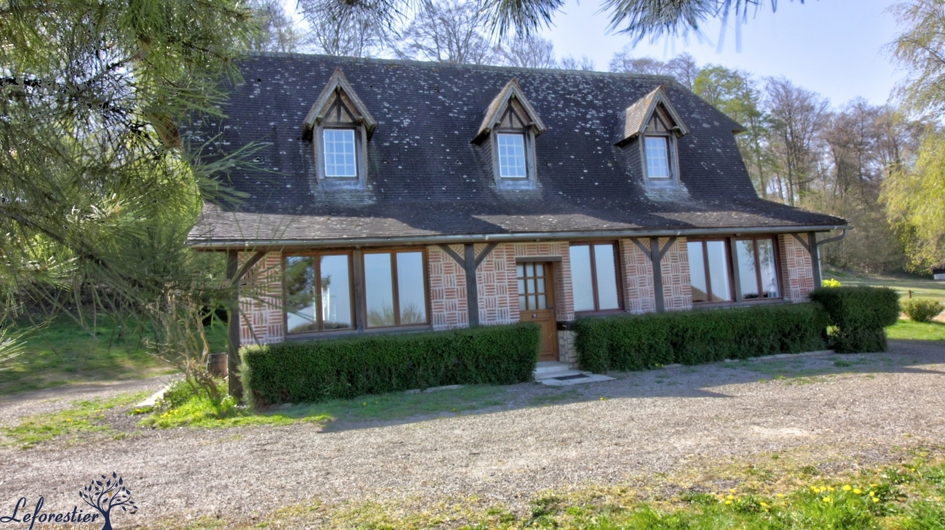 Propriété équestre de caractère à vendre sur plus de 3 ha