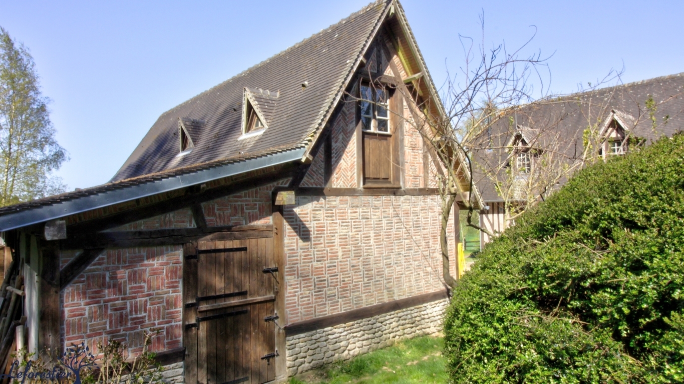 Propriété équestre de caractère à vendre sur plus de 3 ha