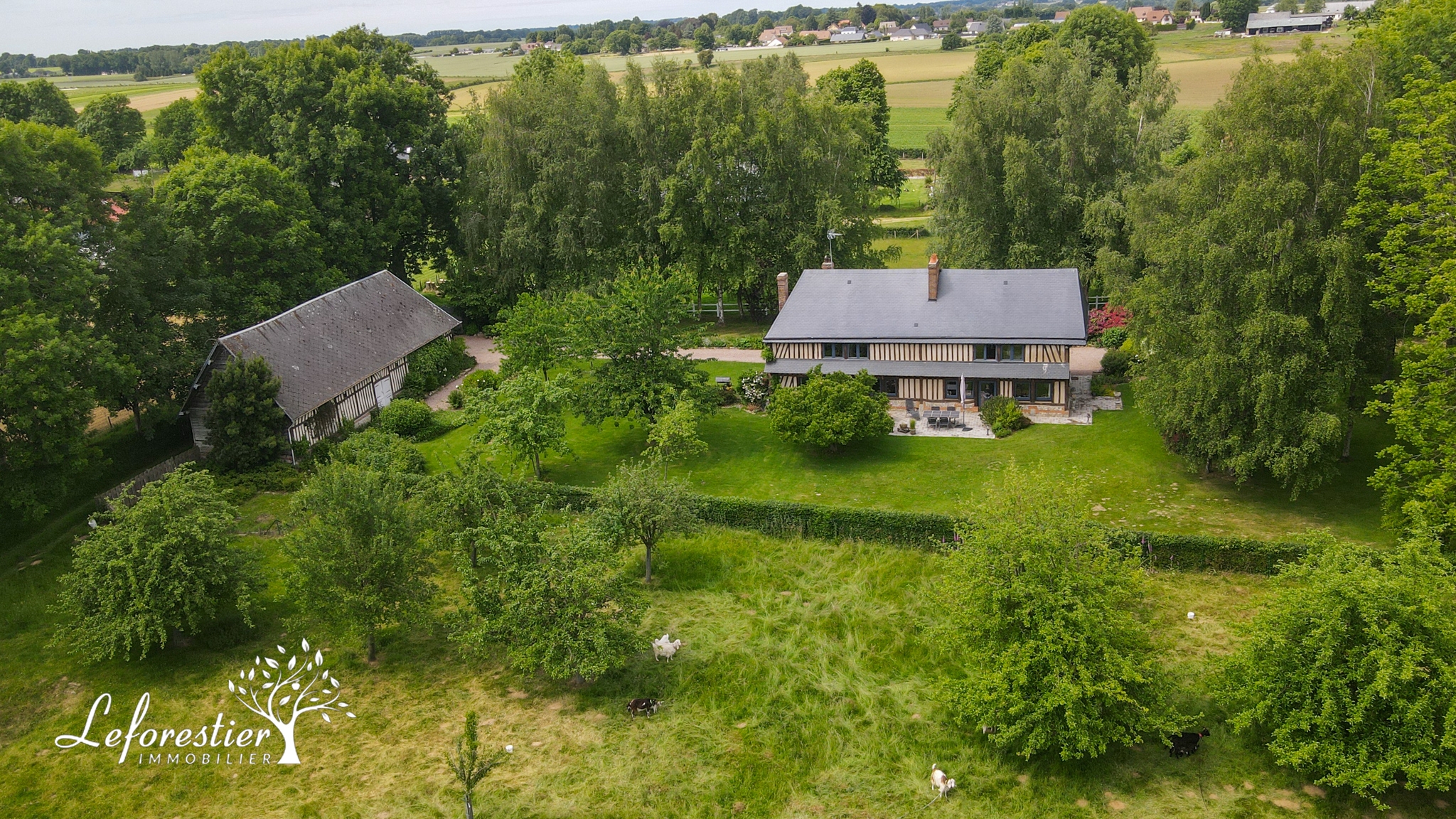 Ravissant et authentique manoir normand à vendre en Pays de Caux