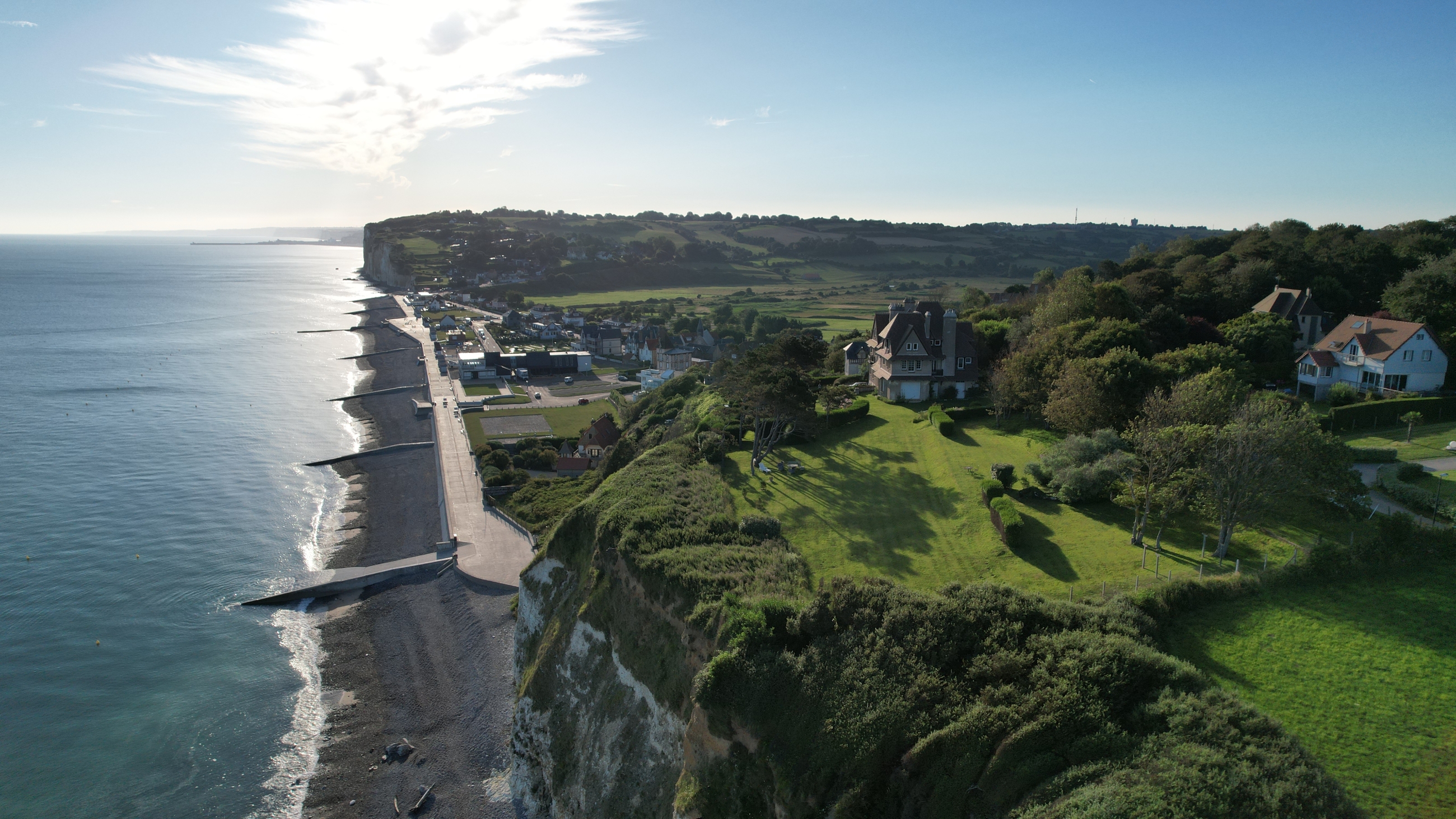 Un appartement à vendre dans une sublime villa des années 30, vue mer
