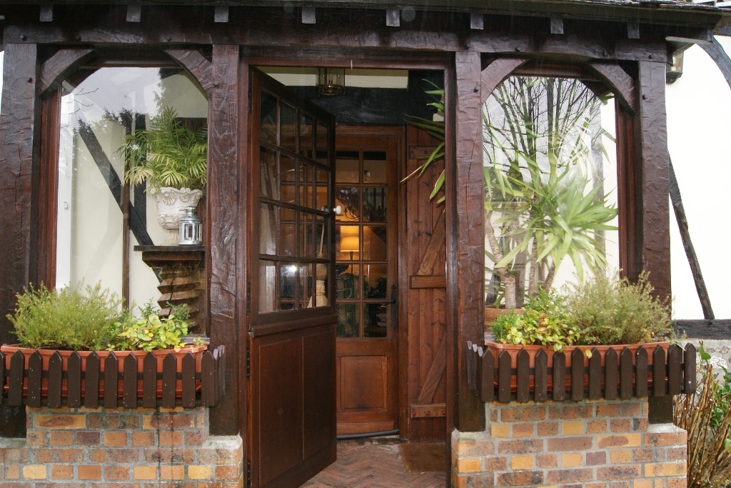 Propriété de charme dans village classé Lyons la Forêt