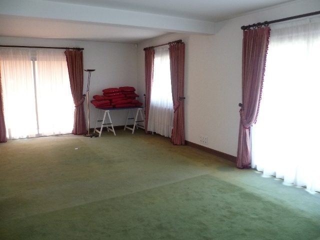 Vendu Maison d’architecte contemporaine dans le bourg de Neufchâtel en Bray en Normandie 4552