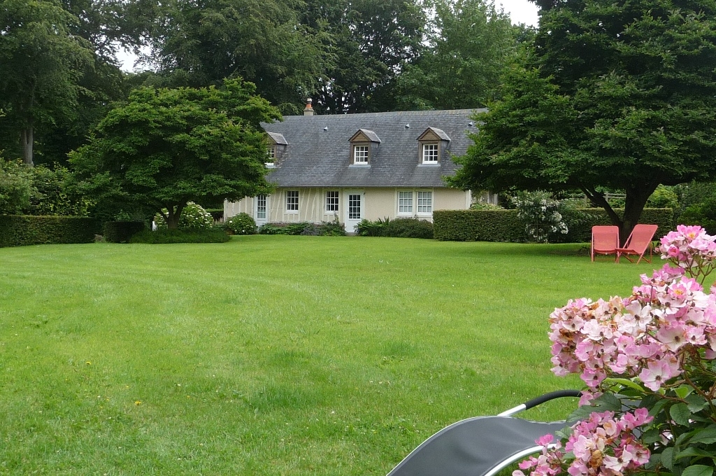 Propriété de caractère Deux maisons  Varengeville  - Normandie
