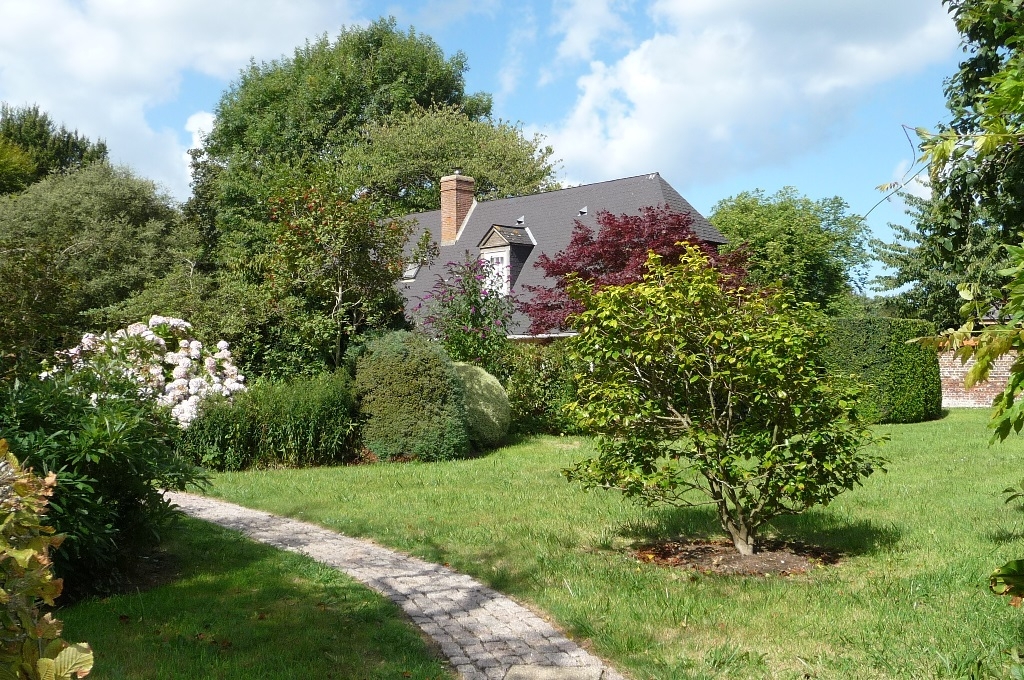 Propriété de caractère Deux maisons  Varengeville  - Normandie