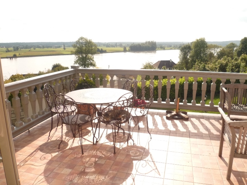 Propriété de caractère Piscine Dépendances à Villequier