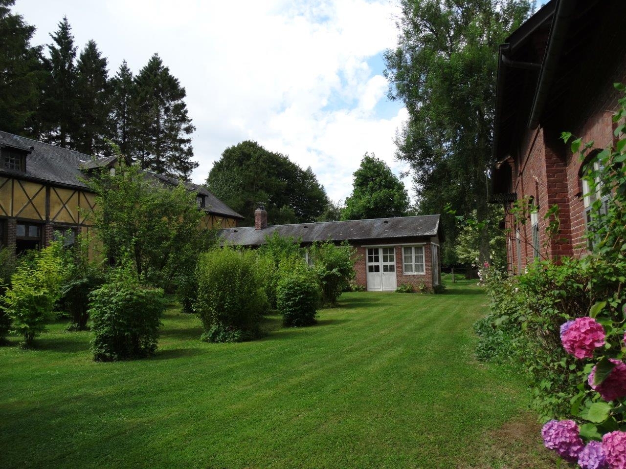 VENDU Maison de maître Nombreuses dépendances 76 Pays de Caux
