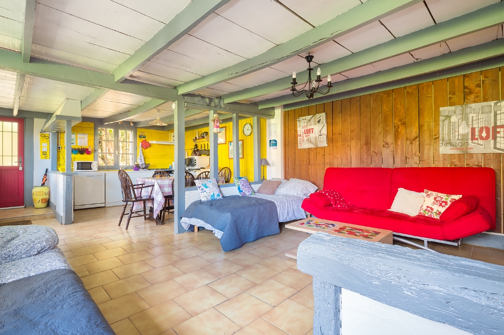 Maison de campagne à vendre à proximité de Dieppe dans village très calme avec gite en location saisonnière