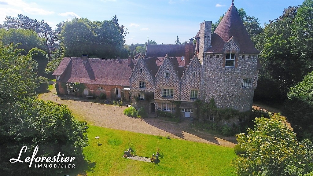 Manoir de style néo-flamand entouré d'un parc exceptionnel à vendre