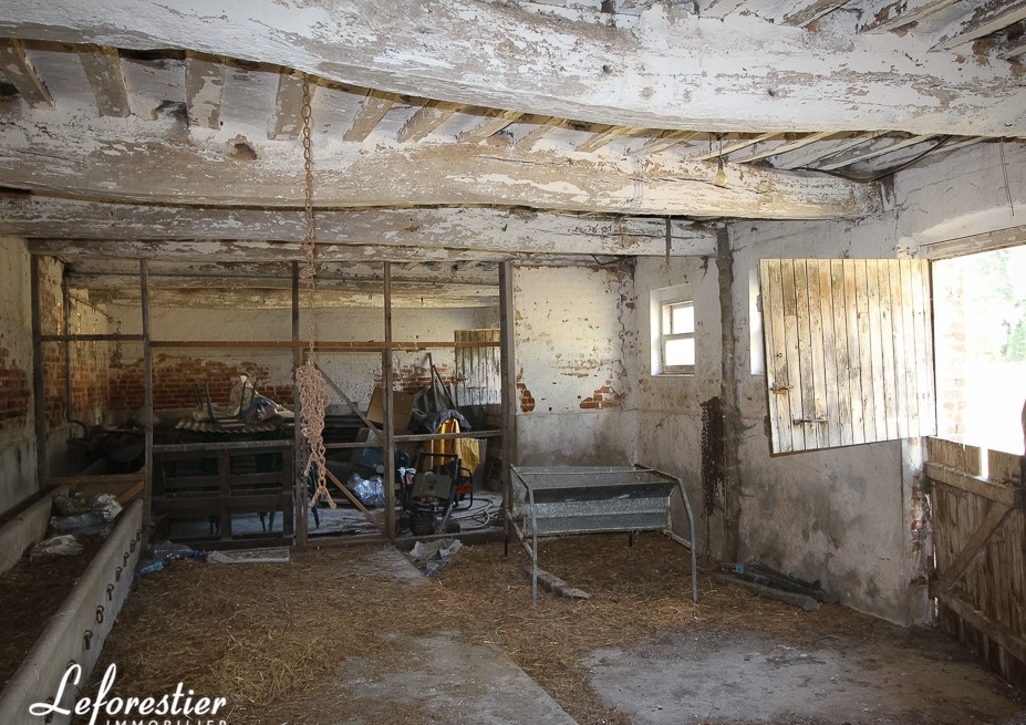 Ancienne étable de caractère à rénovée en maison d'habitation 4944
