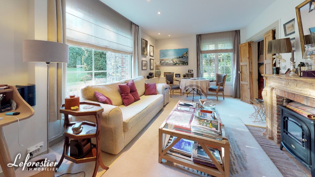 Propriété de bord de mer à vendre Quartier calme du Golf de Dieppe