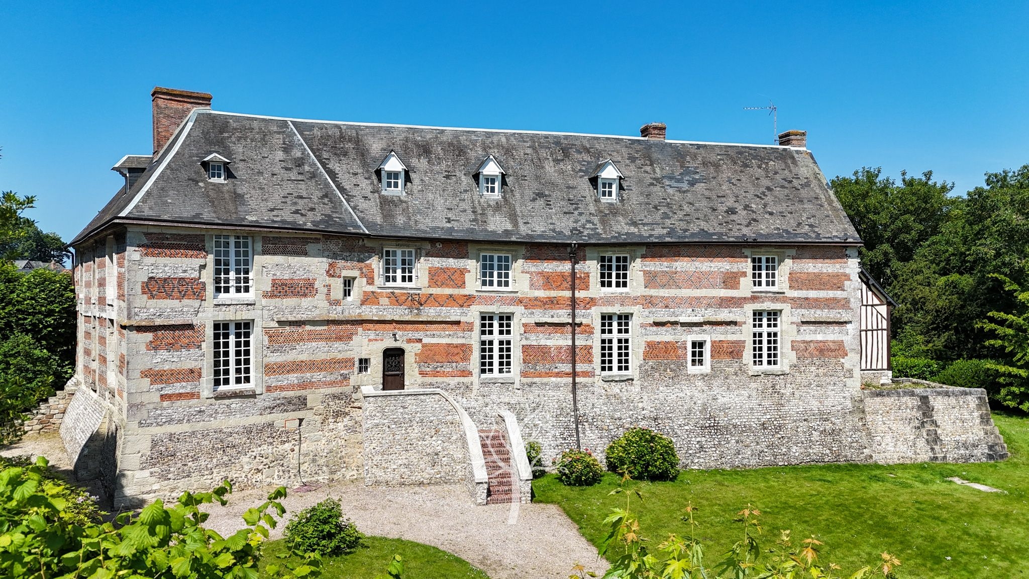Normandie – Demeure historique classée à 20 min d’Étretat